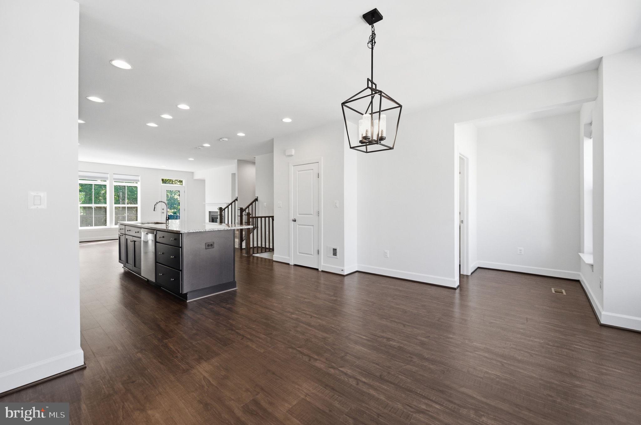 5179 RIDGEVIEW RETREAT DRIVE