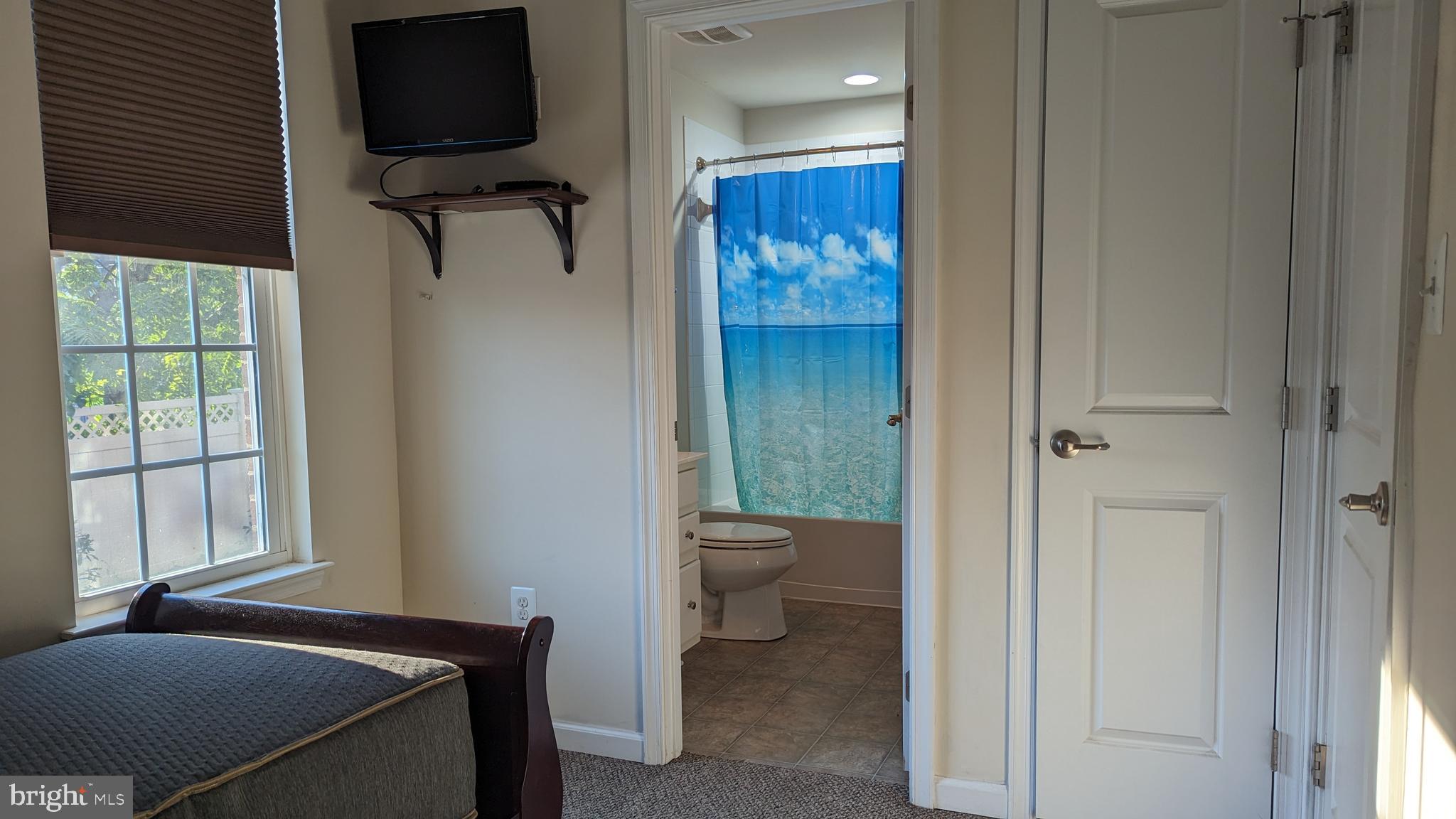 O'DONNELL SQUARE - Residential Lease