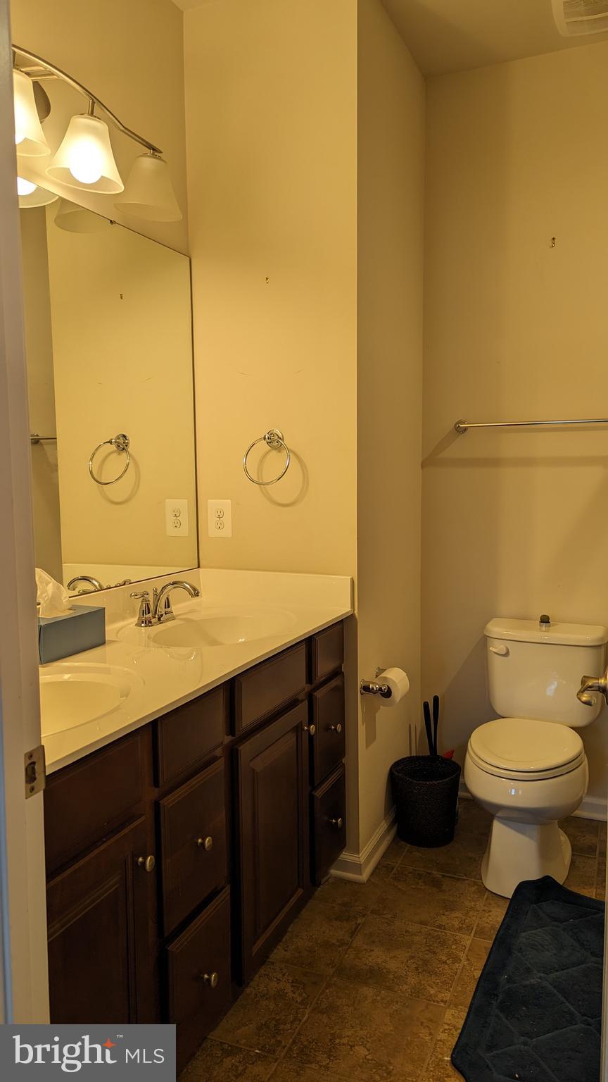 O'DONNELL SQUARE - Residential Lease