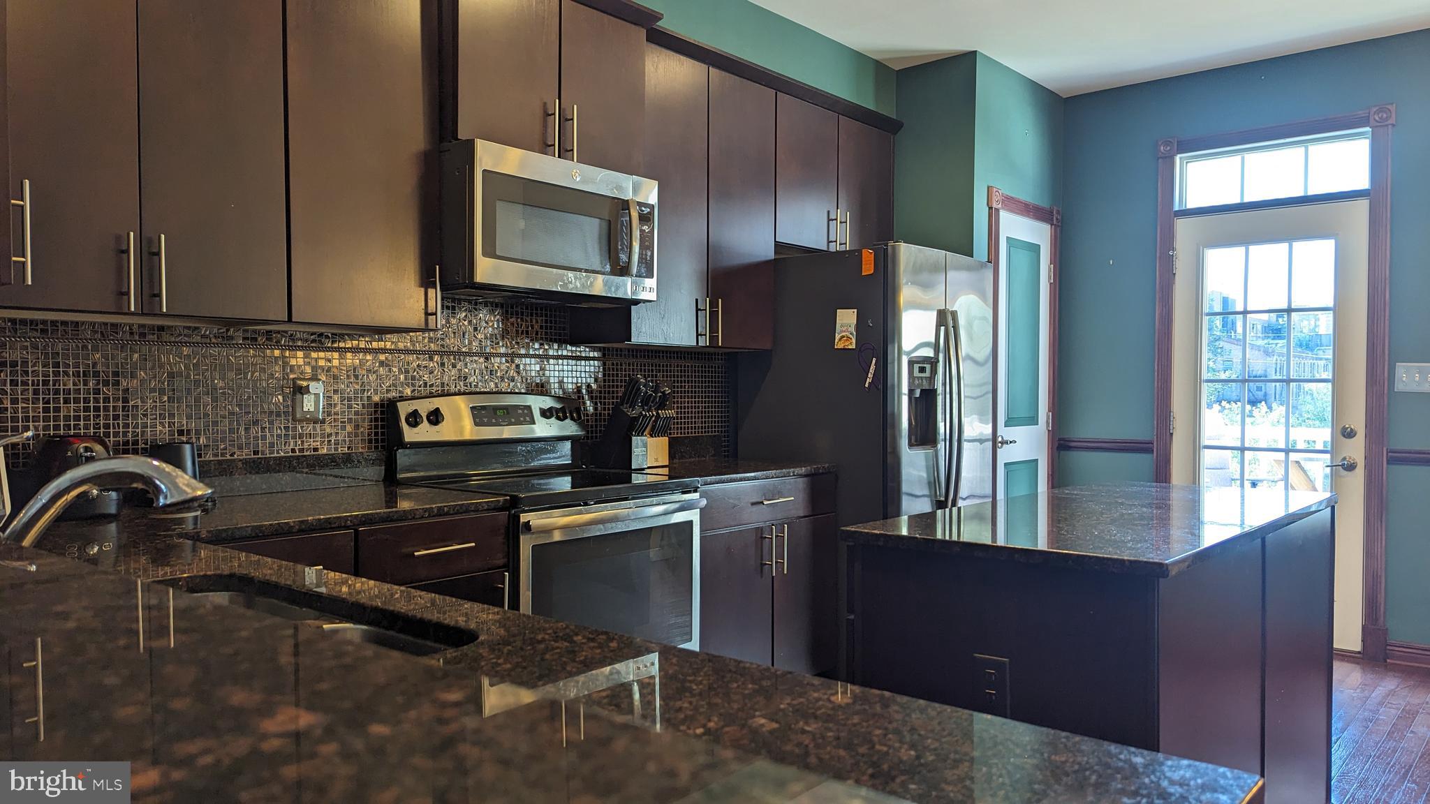 O'DONNELL SQUARE - Residential Lease