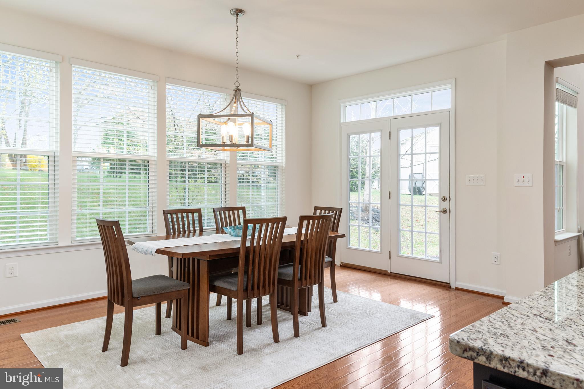 MONTGOMERY CROSSING - Residential