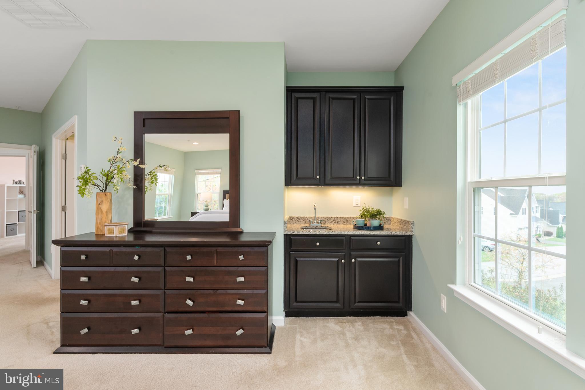 MONTGOMERY CROSSING - Residential