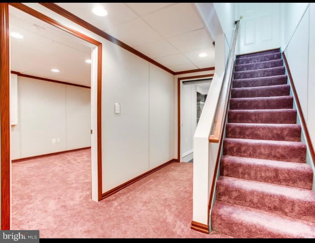 COLVIN HUNT - Residential Lease