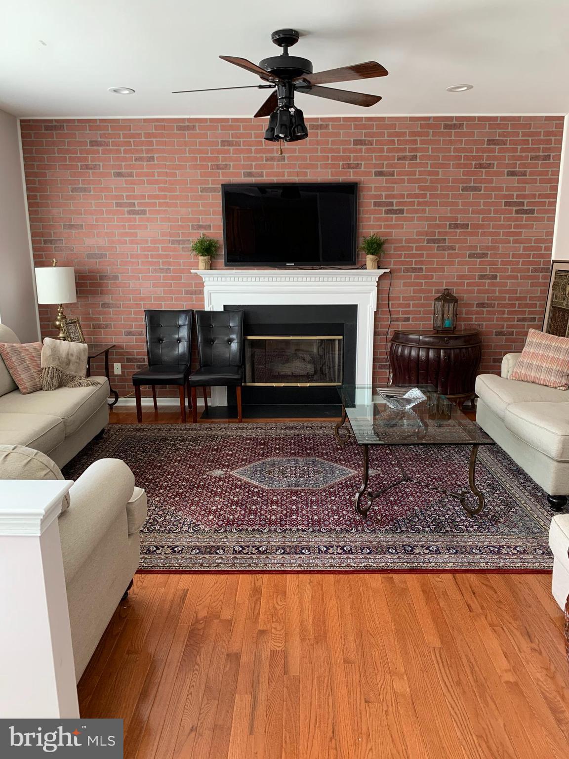 COLVIN HUNT - Residential Lease