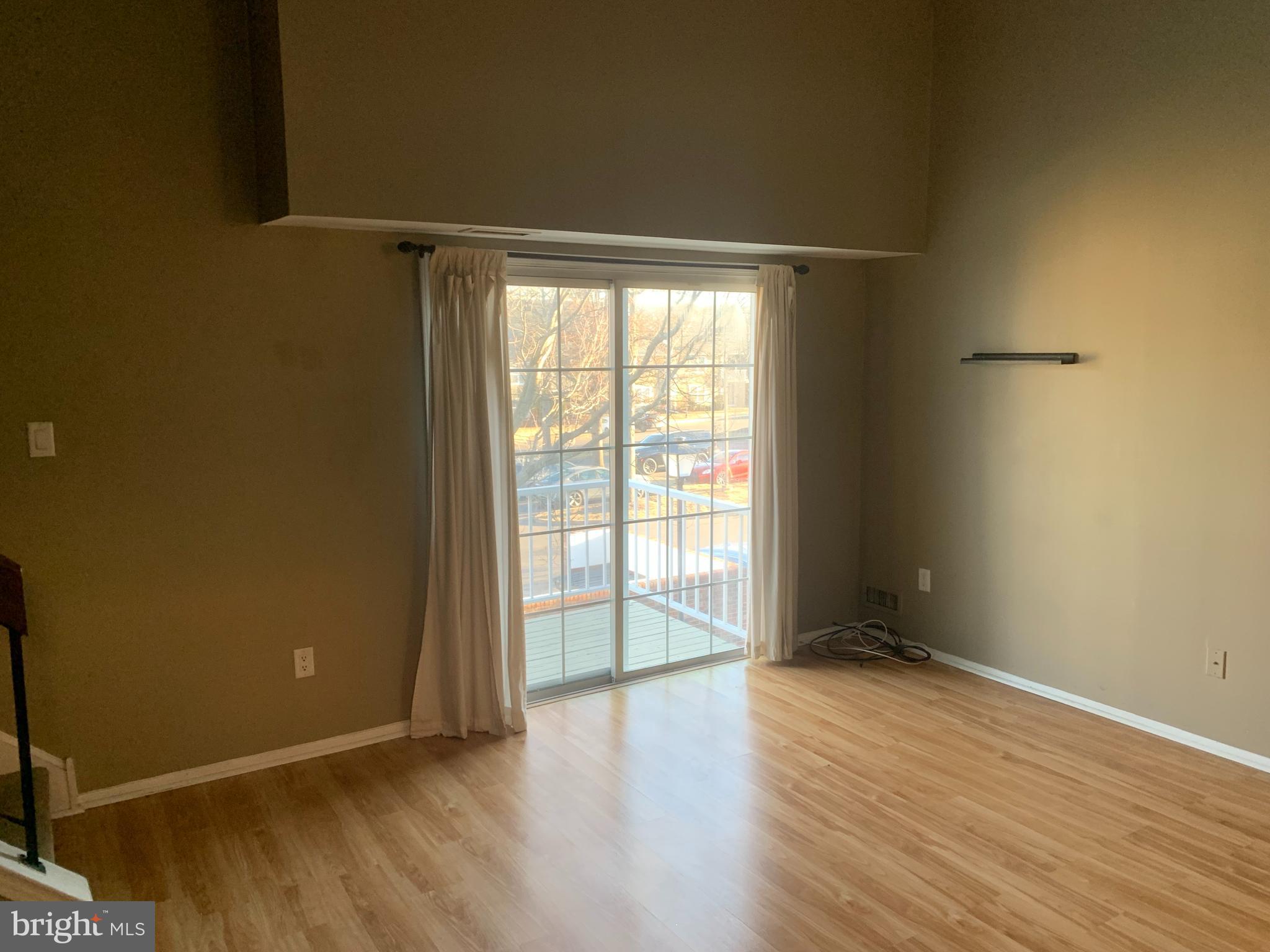 NEWTOWN GRANT - Residential Lease