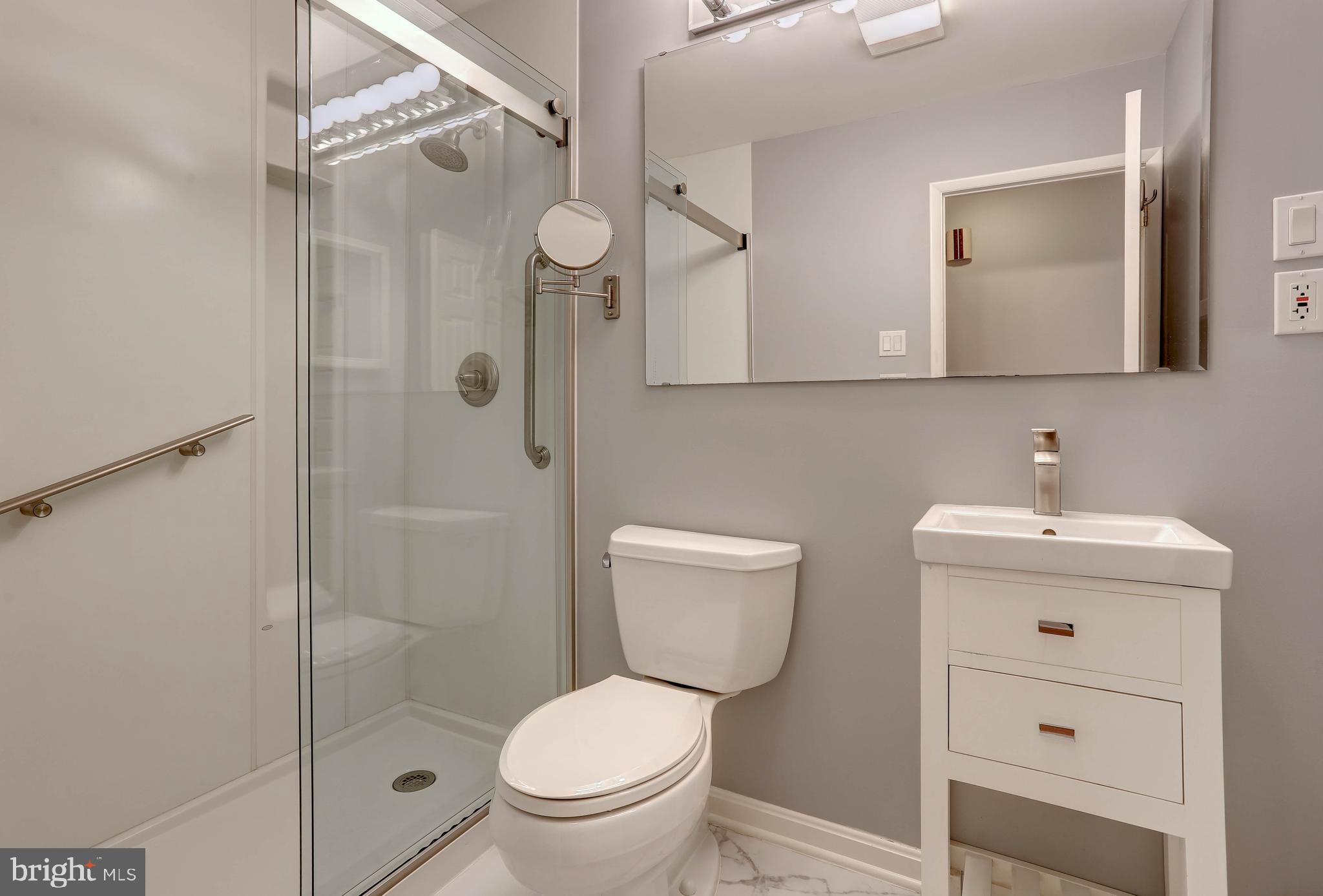 COLUMBIA HILLS - Residential