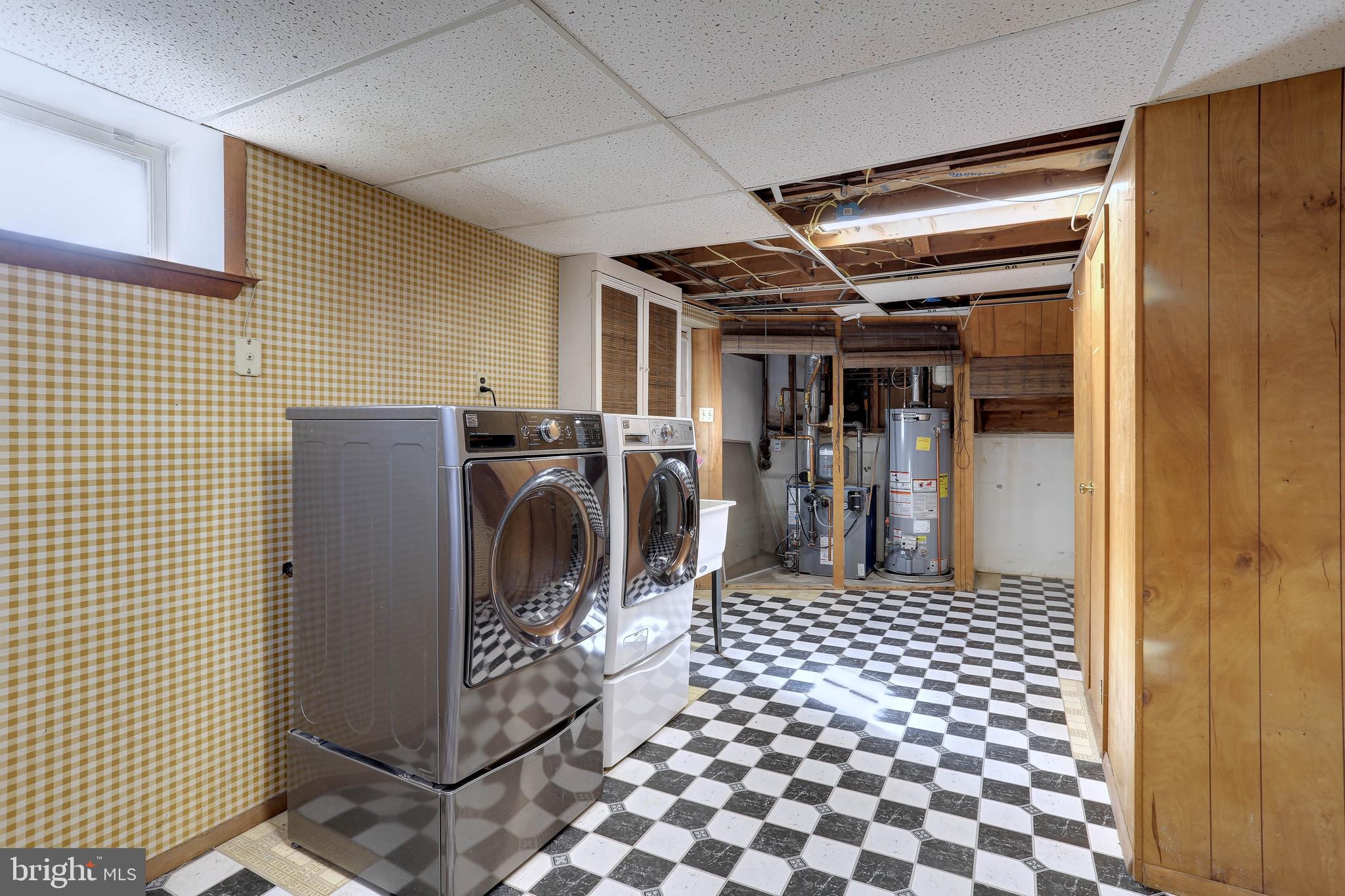 COLUMBIA HILLS - Residential