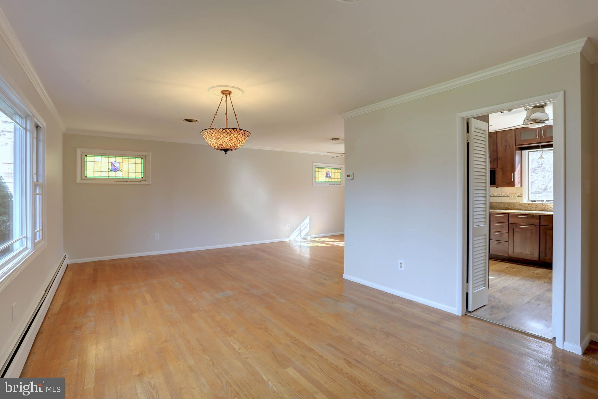 COLUMBIA HILLS - Residential