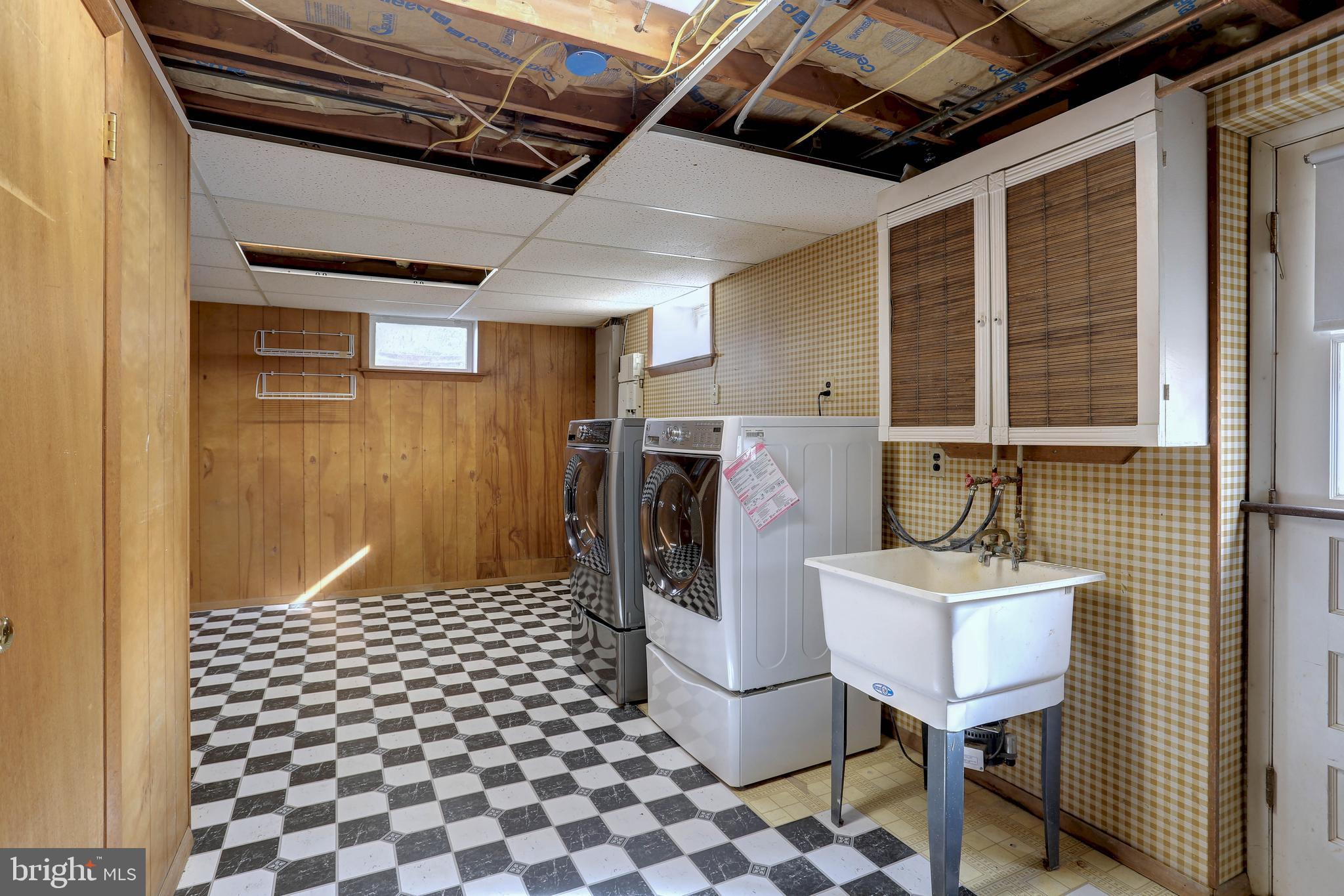 COLUMBIA HILLS - Residential