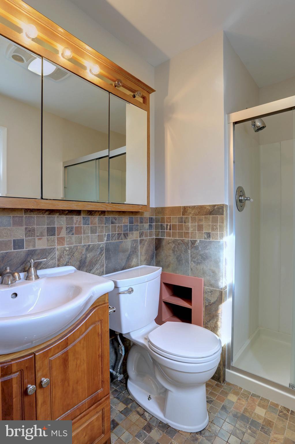 COLUMBIA HILLS - Residential