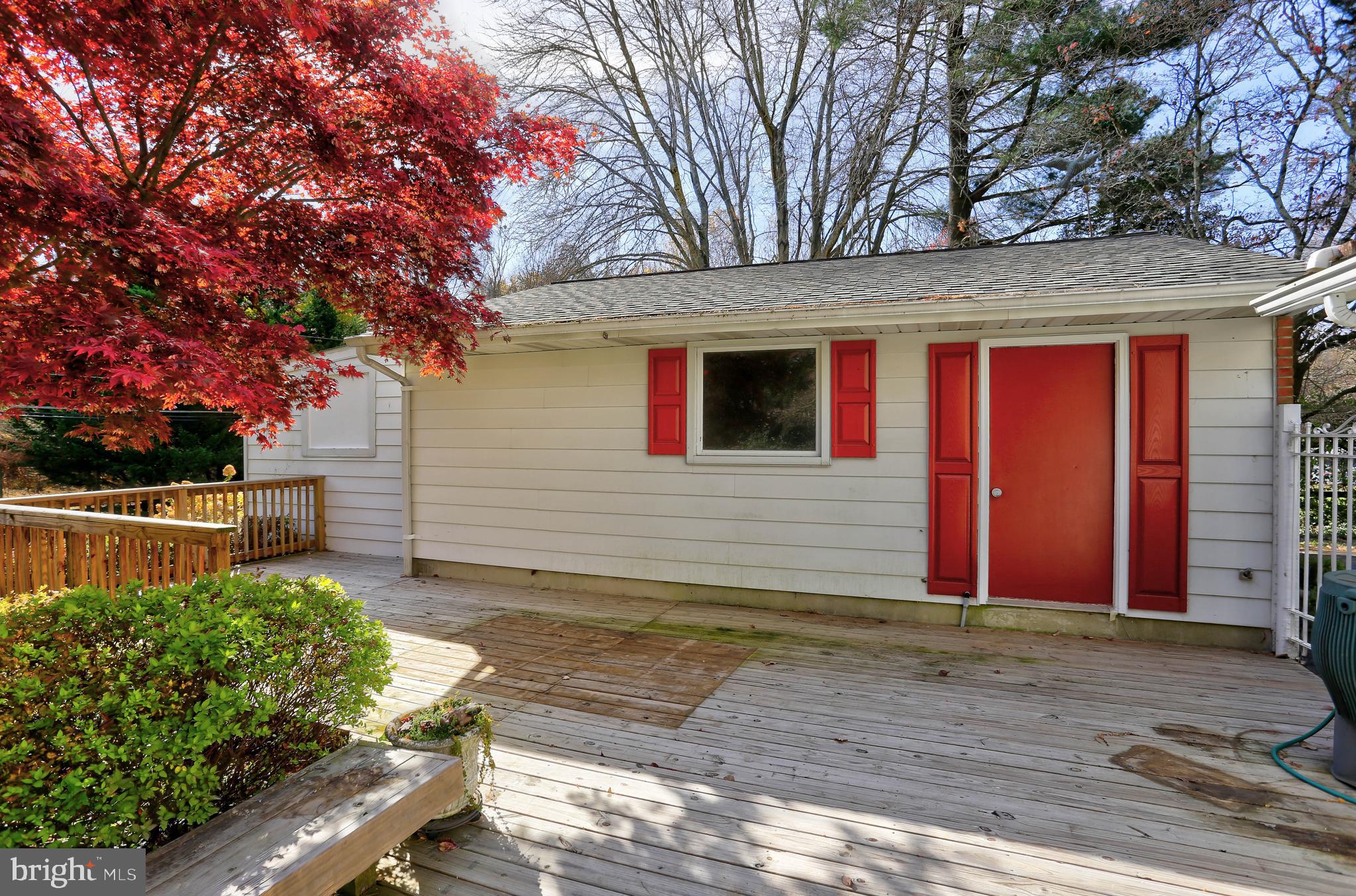 COLUMBIA HILLS - Residential