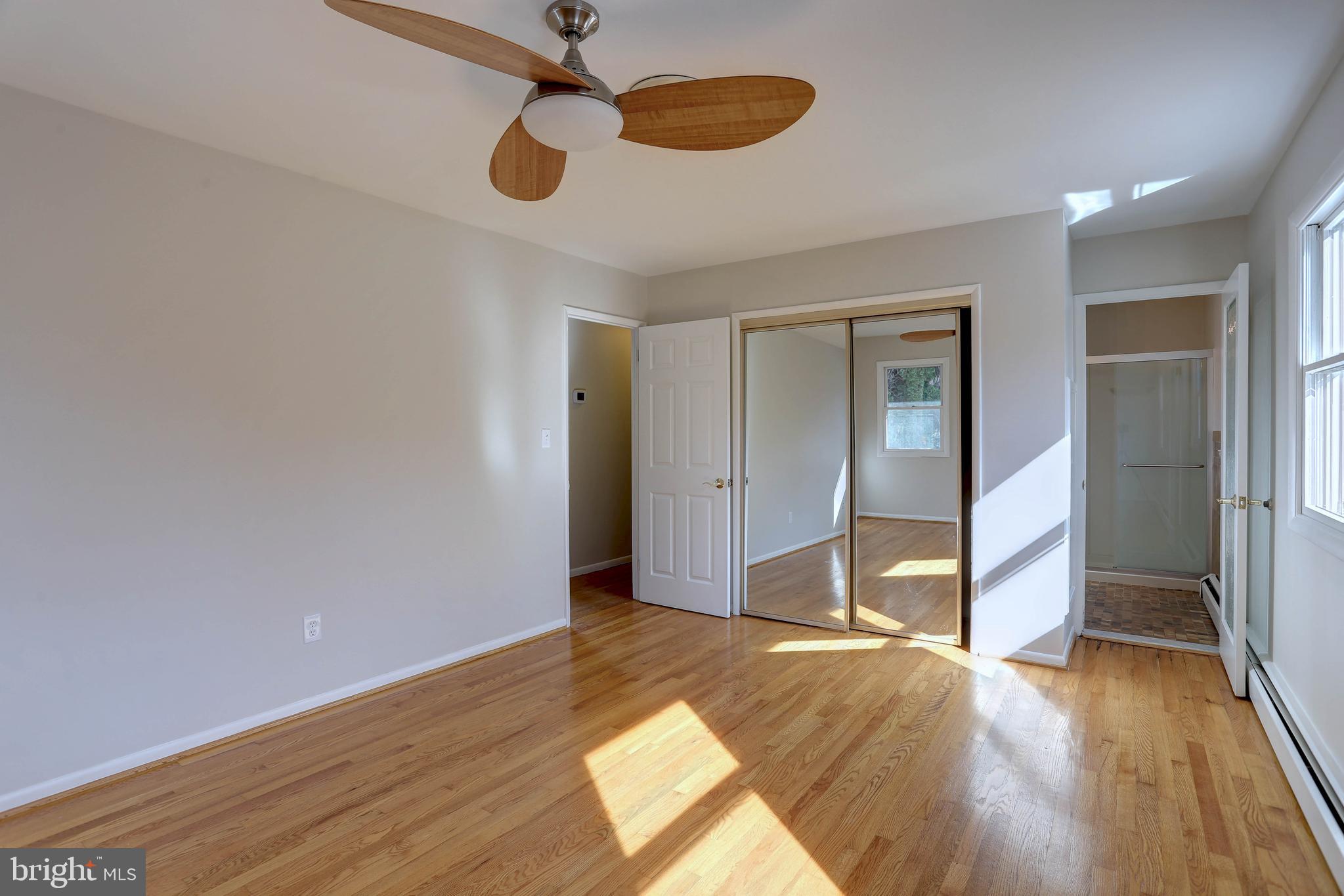 COLUMBIA HILLS - Residential