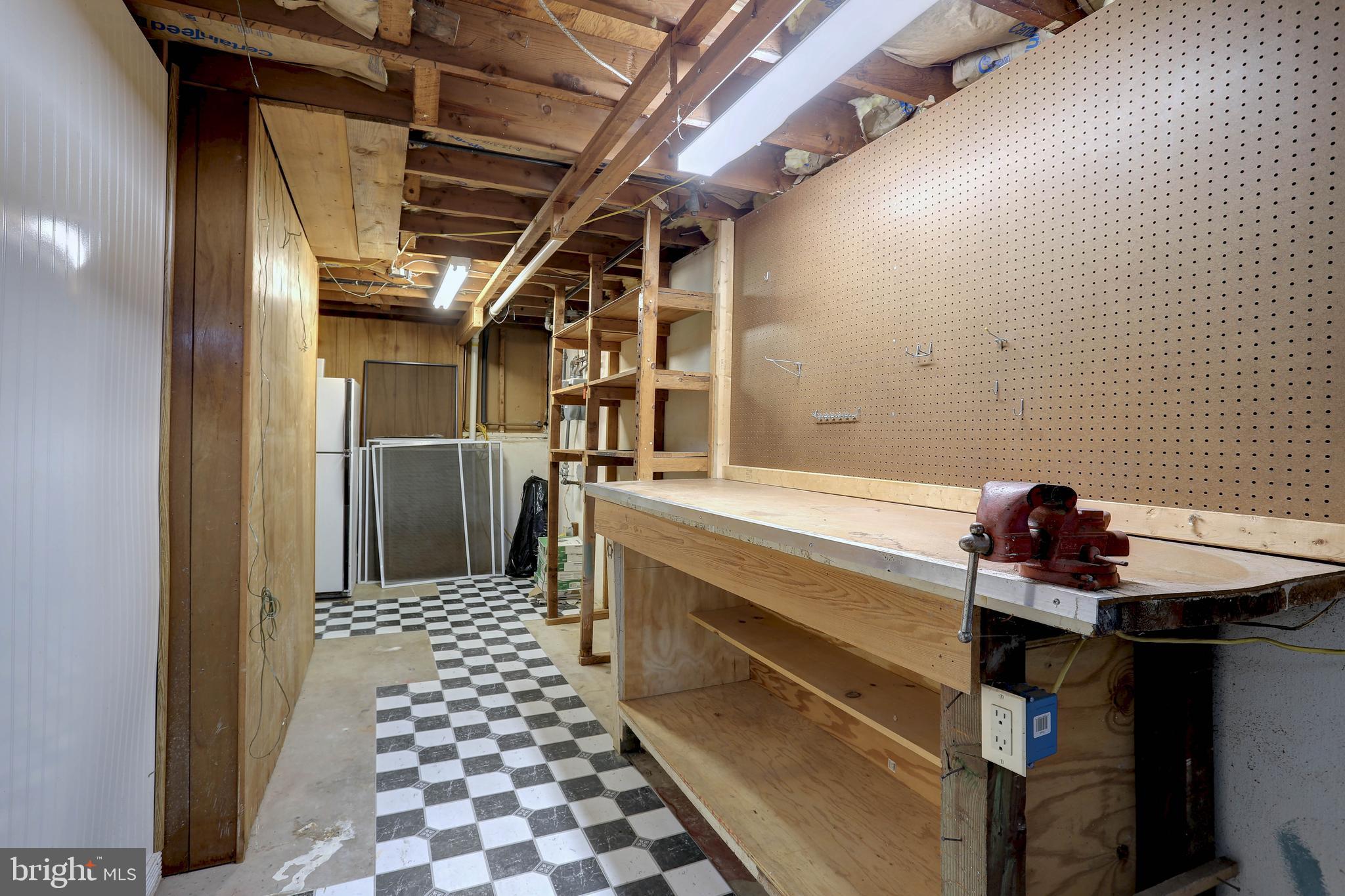 COLUMBIA HILLS - Residential