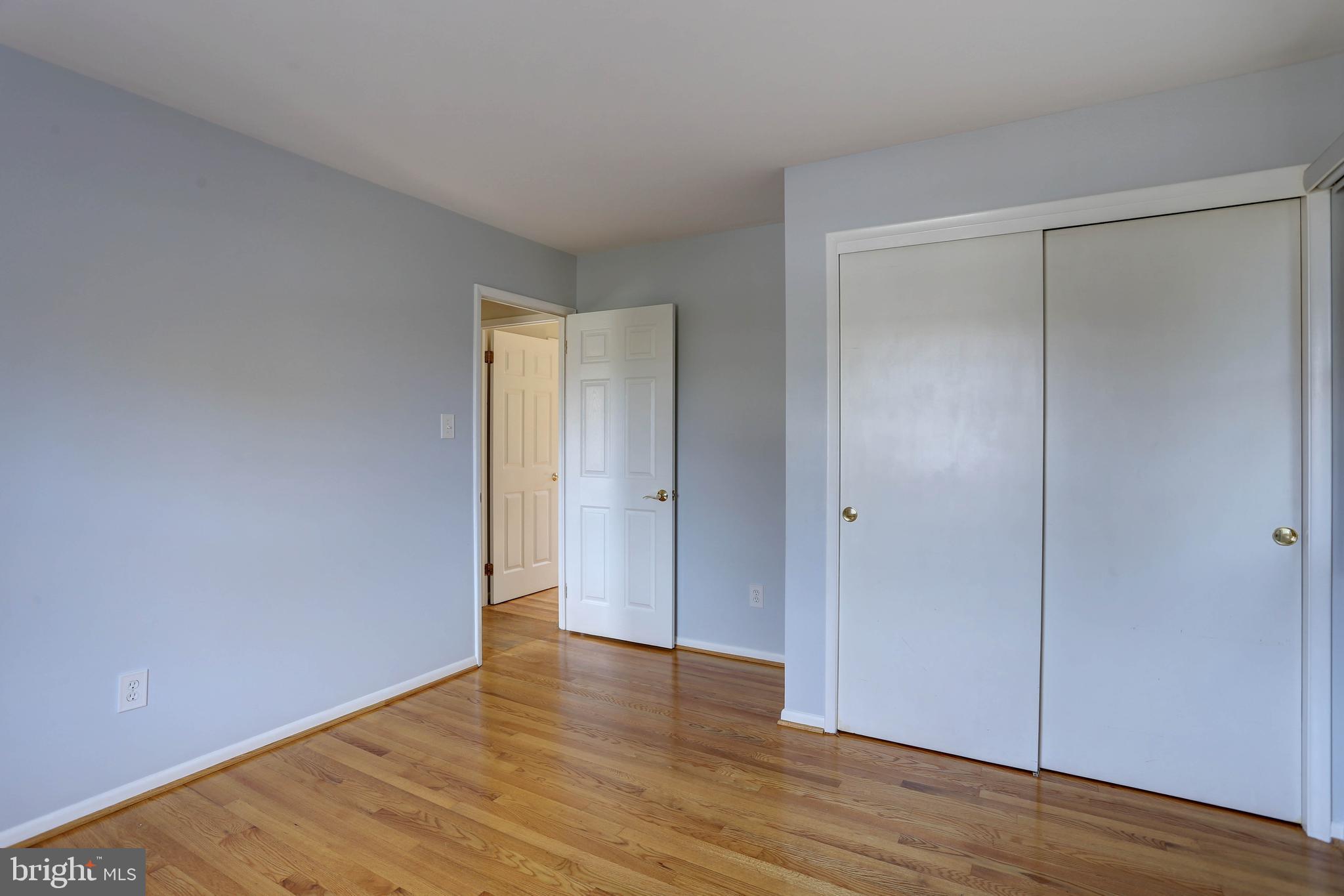 COLUMBIA HILLS - Residential