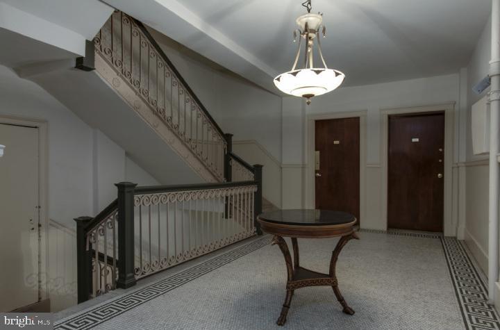 RITTENHOUSE SQUARE - Residential Lease