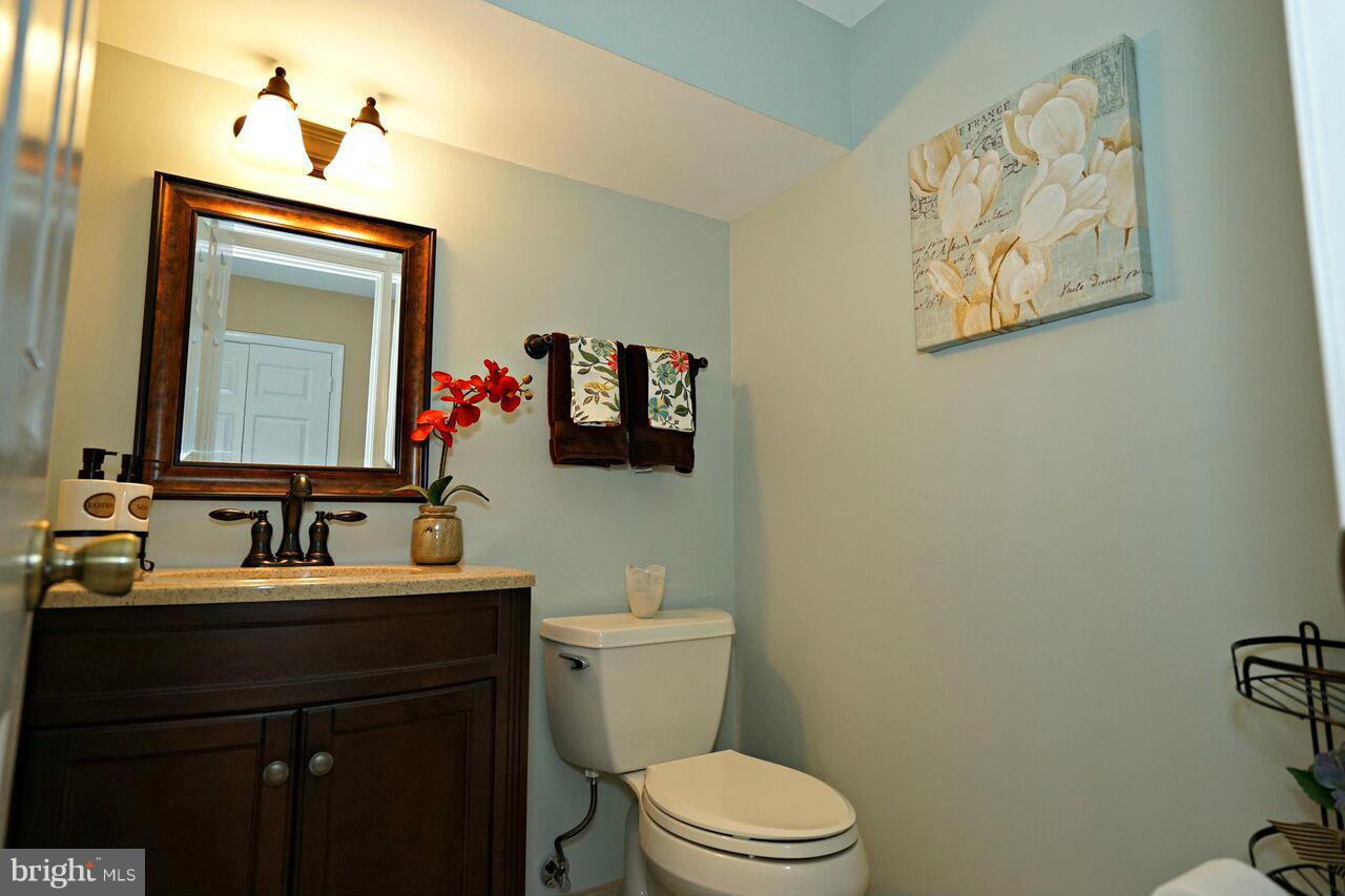 LAKEWOOD HILLS - Residential