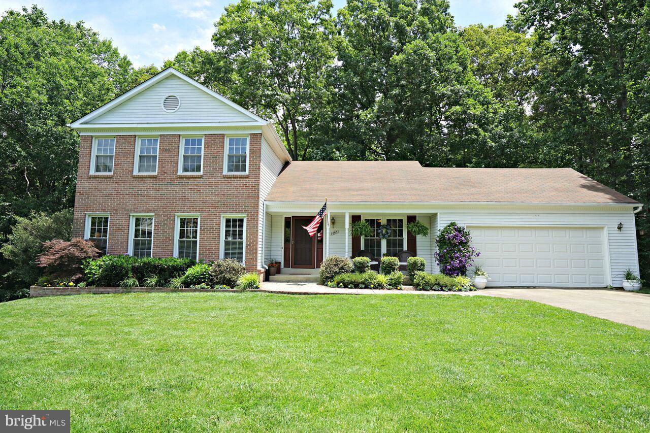 LAKEWOOD HILLS - Residential