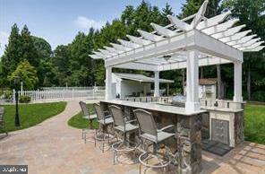 1550 CHEWS LANDING RD