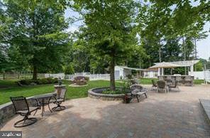 1550 CHEWS LANDING RD