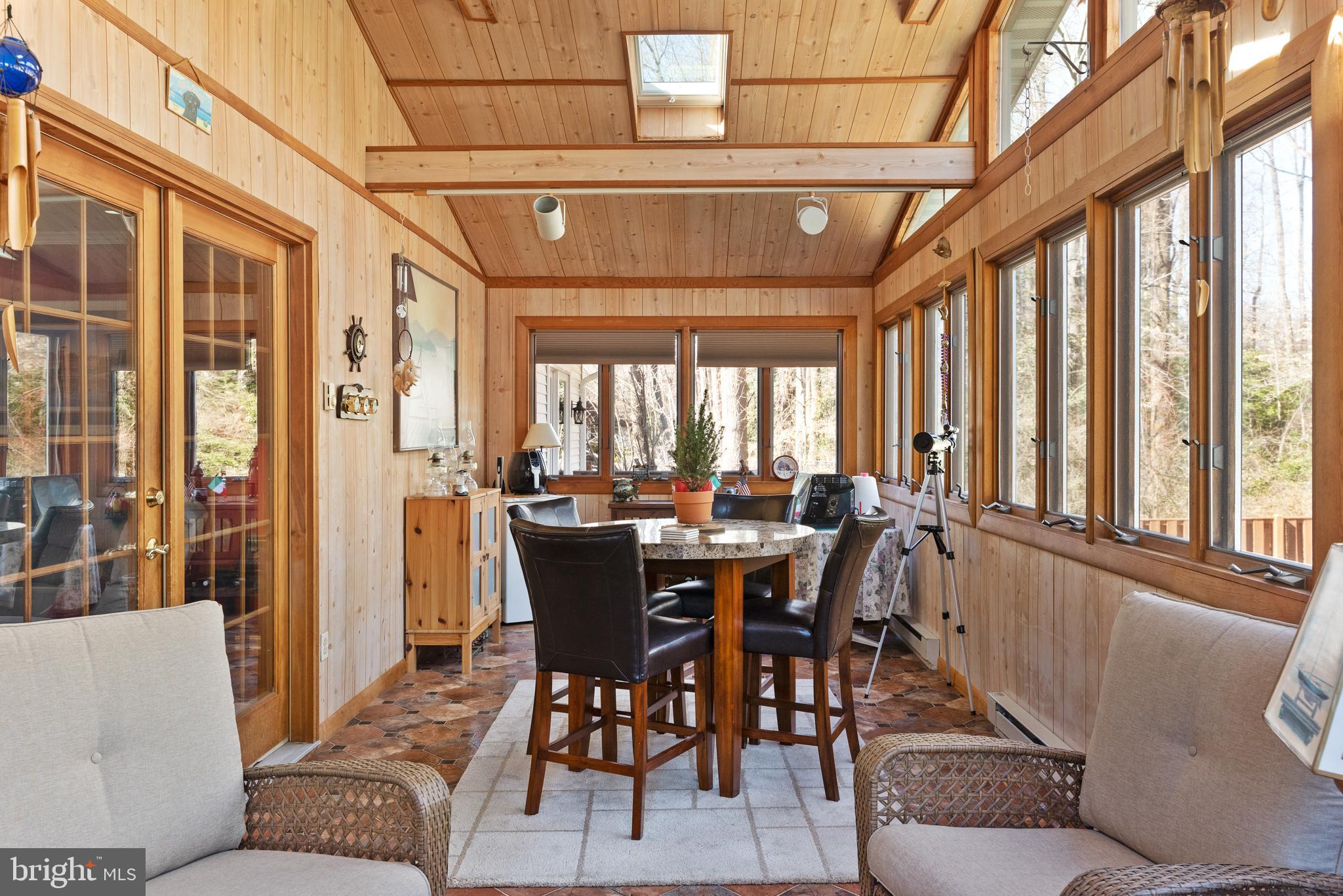 NORTH RIVER FOREST - Residential