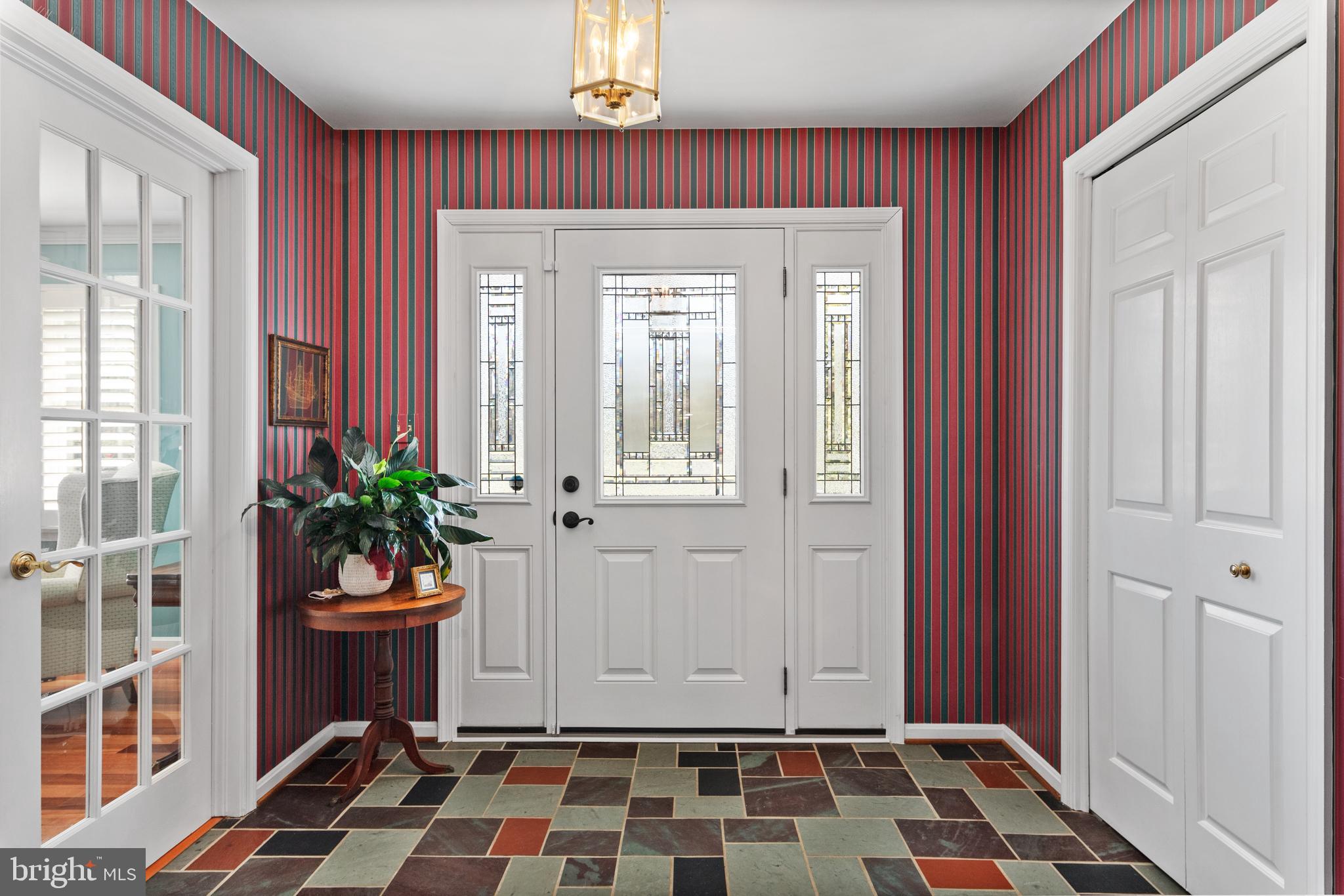 NORTH RIVER FOREST - Residential