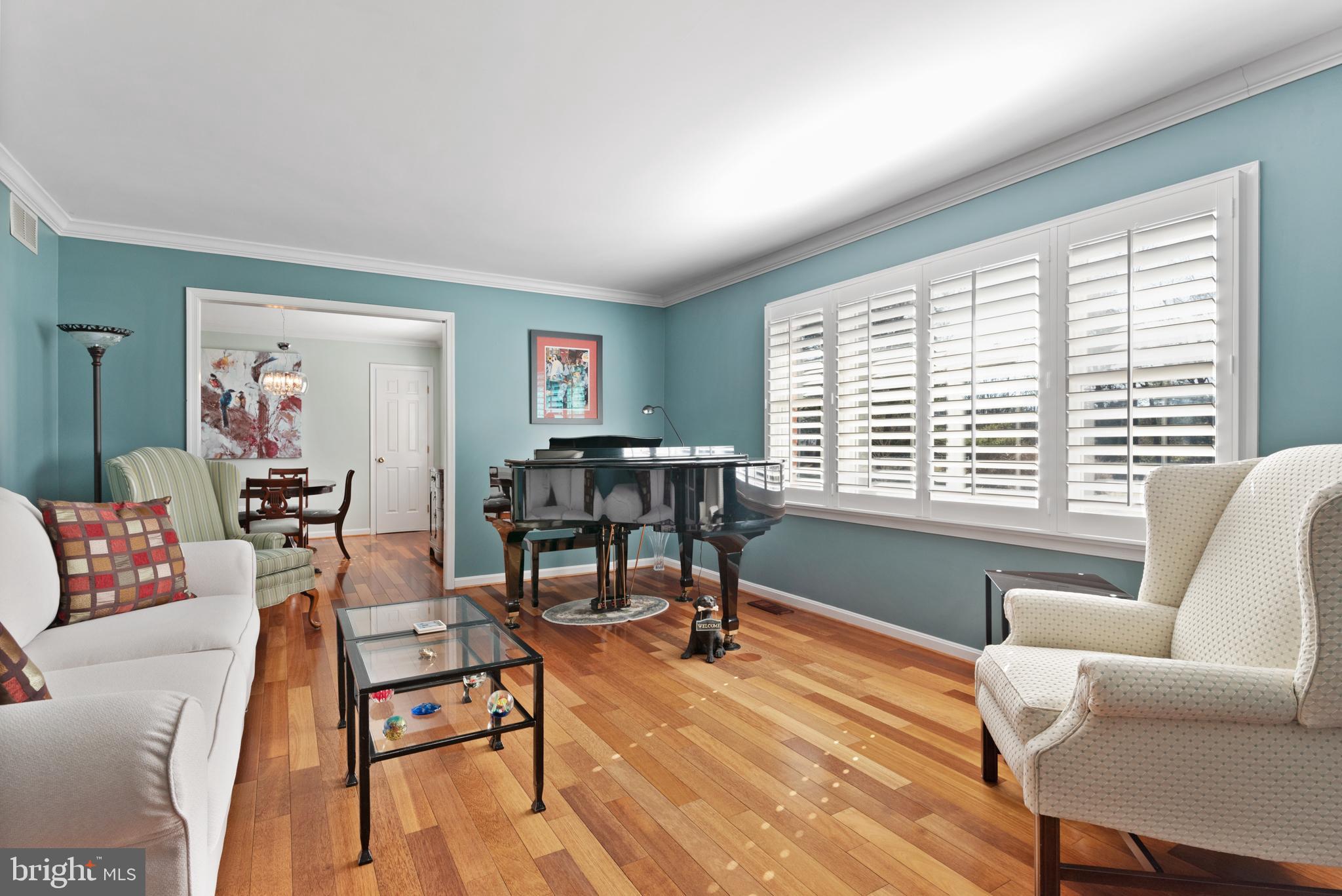 NORTH RIVER FOREST - Residential