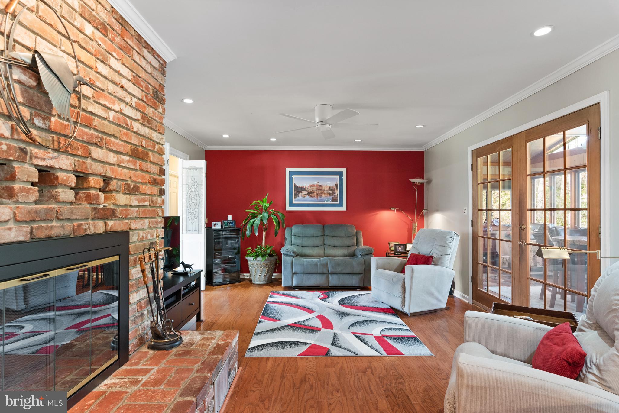 NORTH RIVER FOREST - Residential