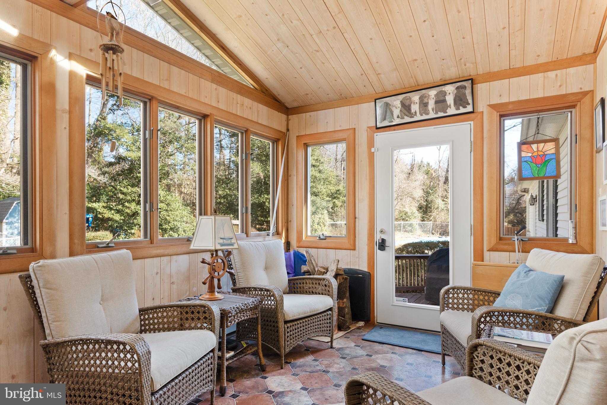 NORTH RIVER FOREST - Residential