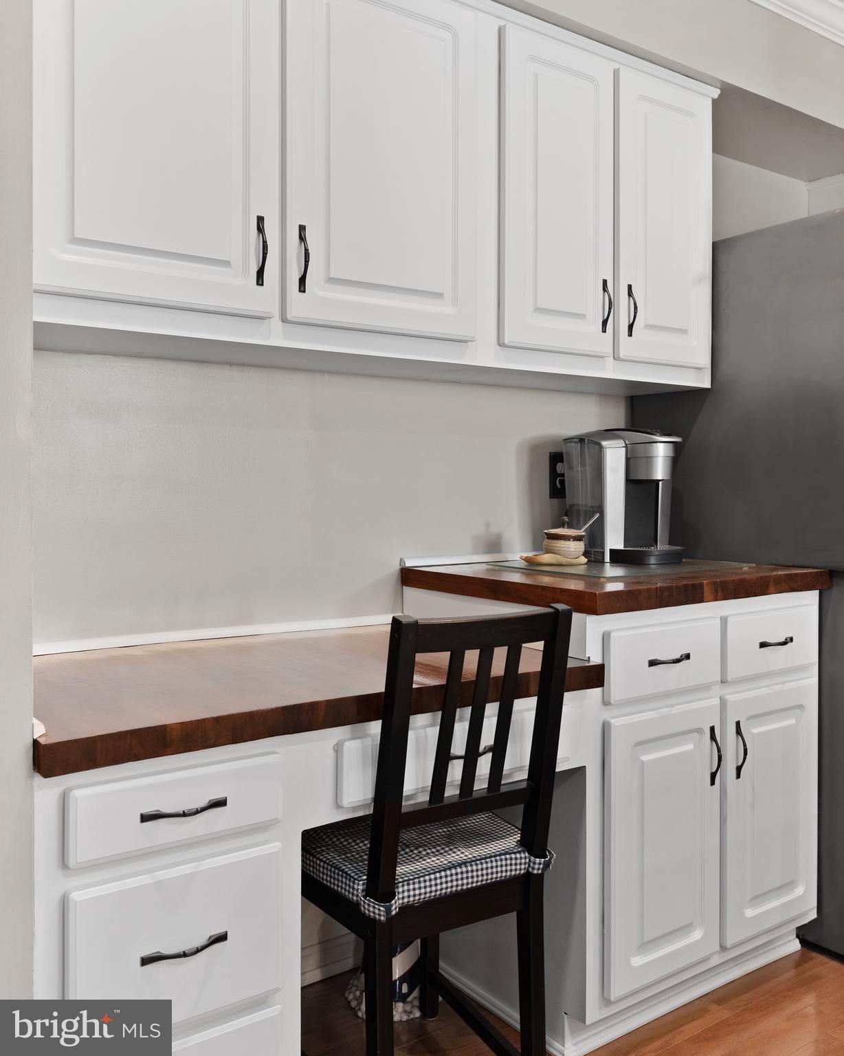 NORTH RIVER FOREST - Residential