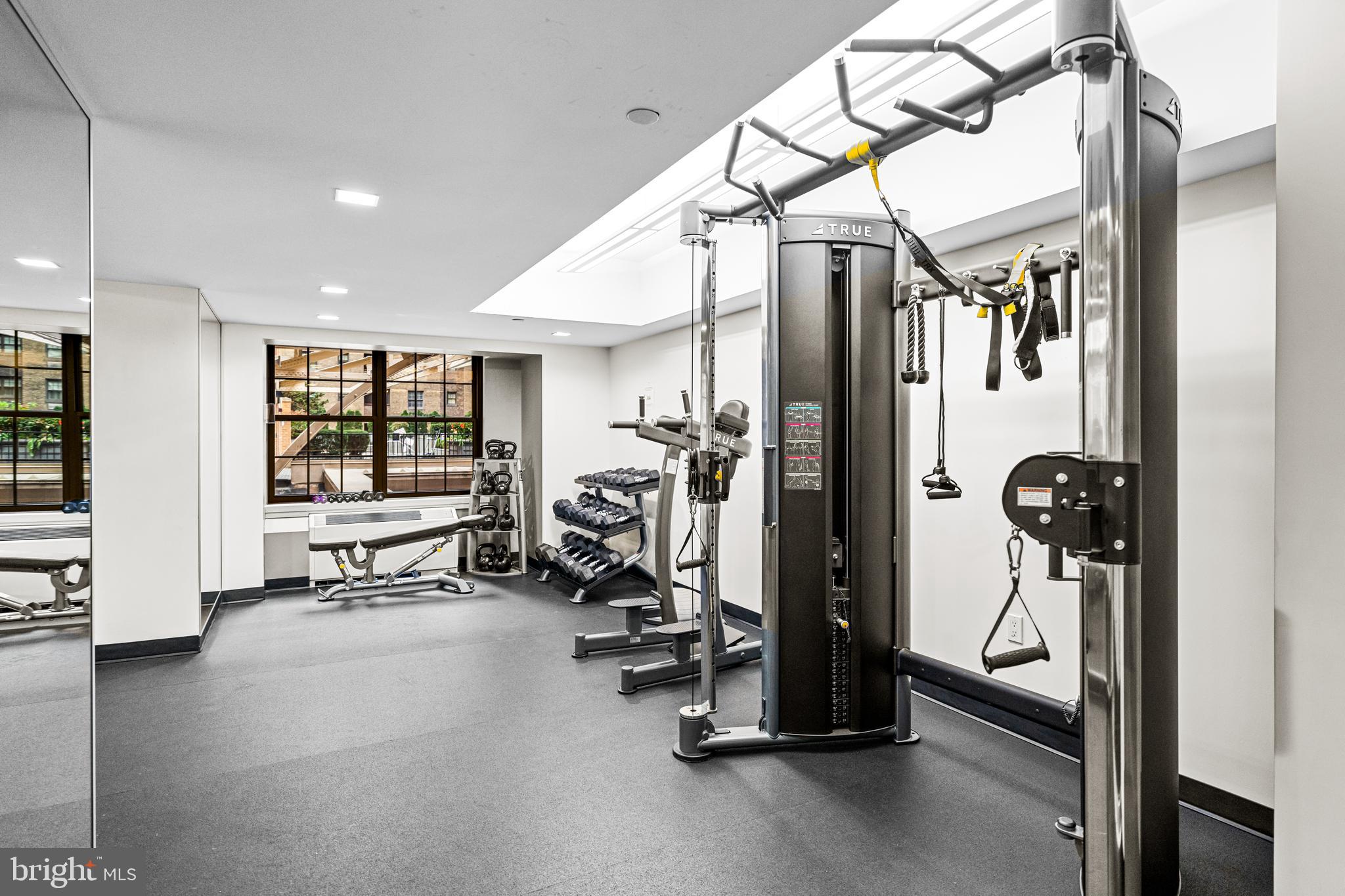 RITTENHOUSE SQUARE - Residential