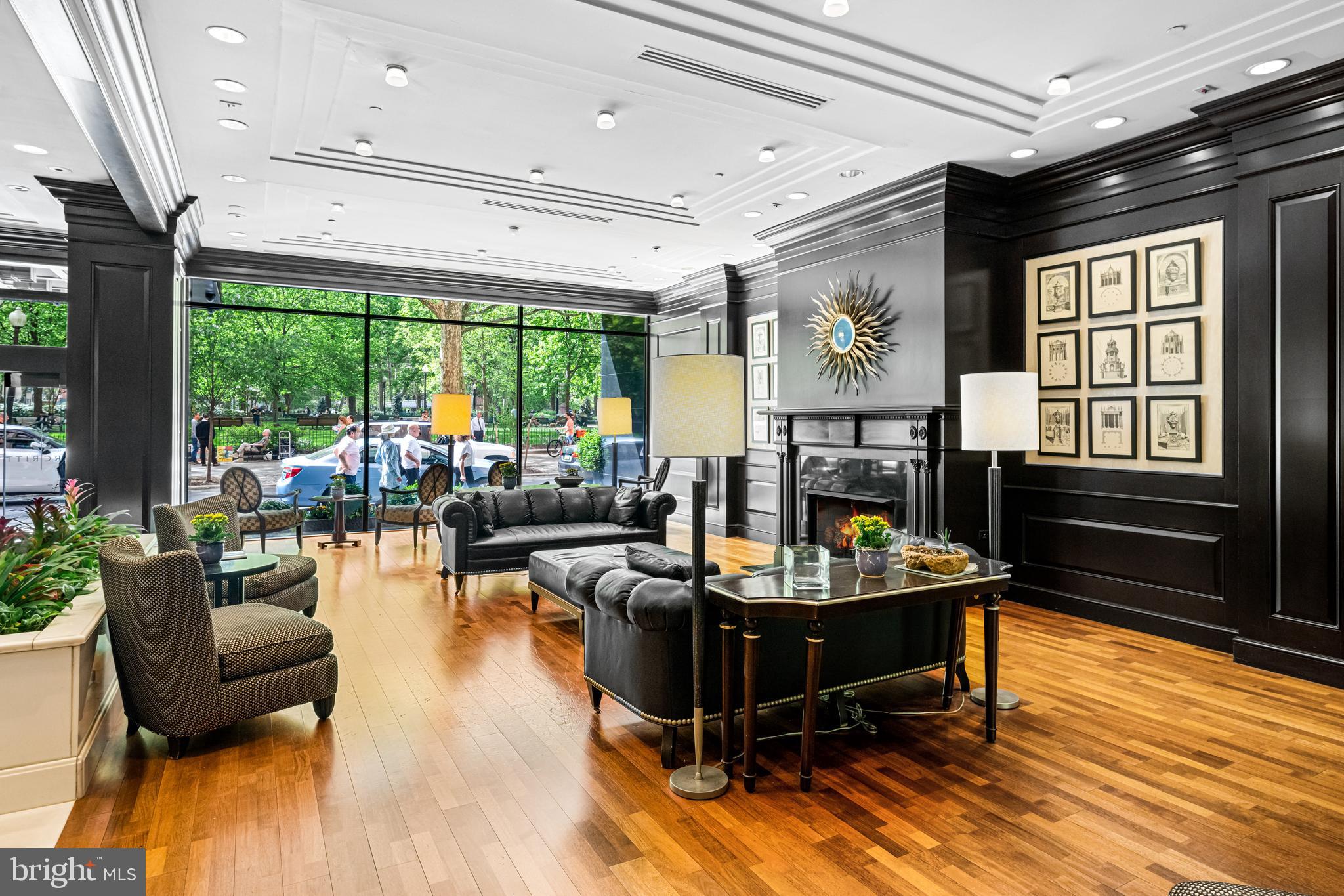 RITTENHOUSE SQUARE - Residential