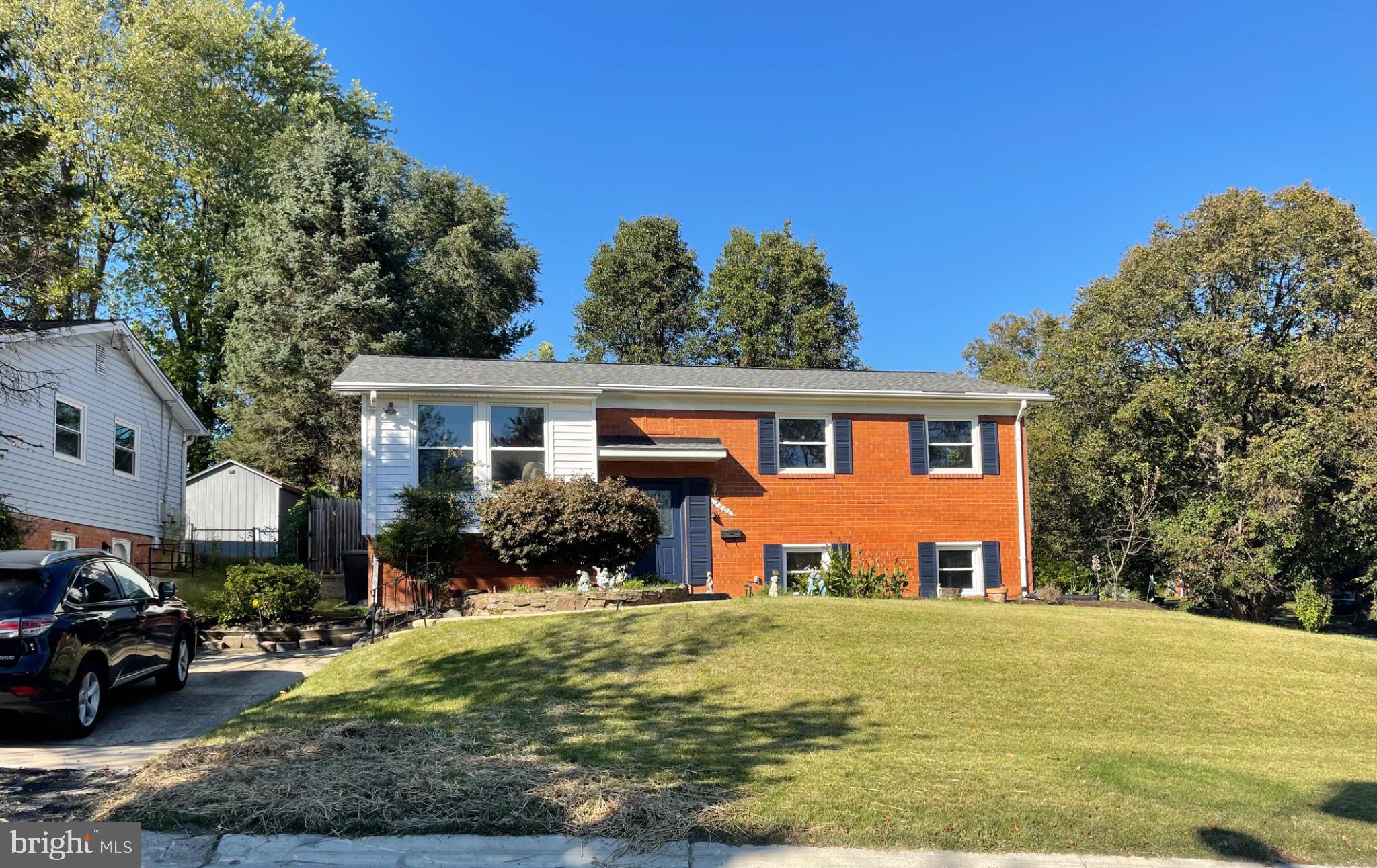 2407 HAYDEN DRIVE