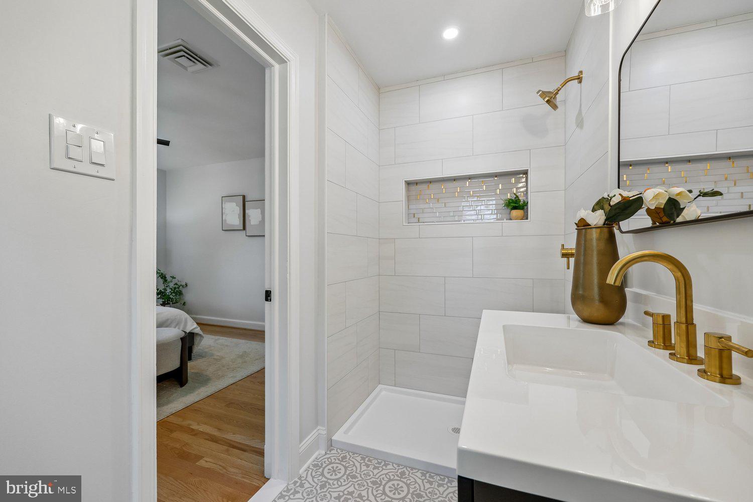 PARKWOOD - Residential