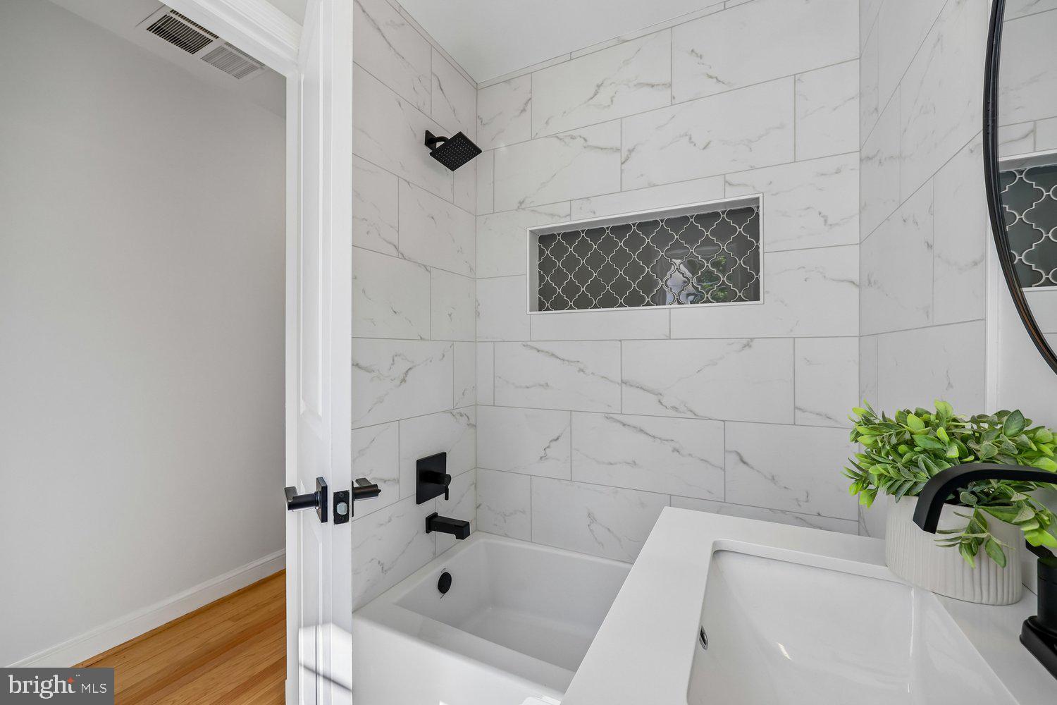 PARKWOOD - Residential