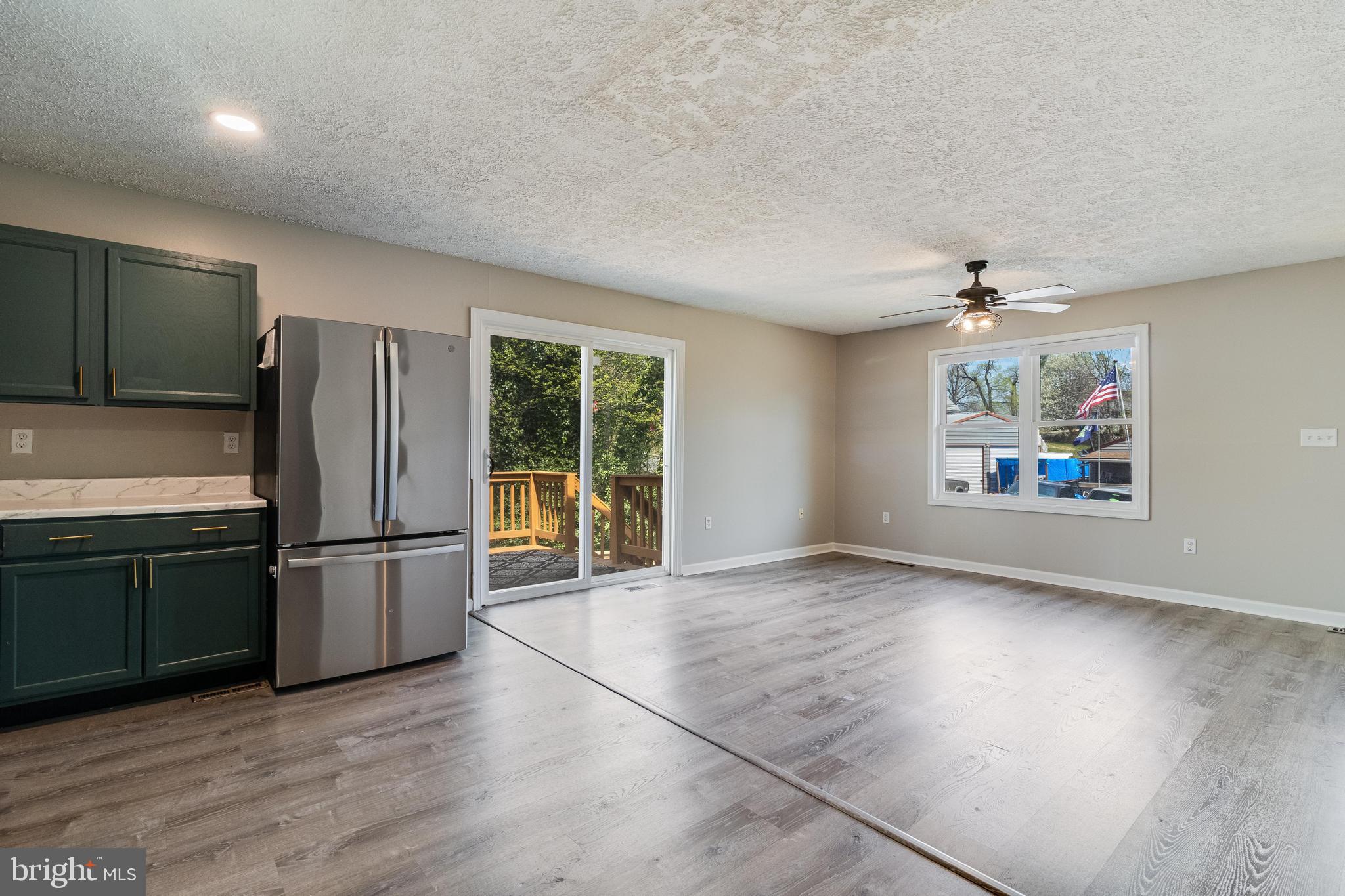 SUMMER CITY - Residential