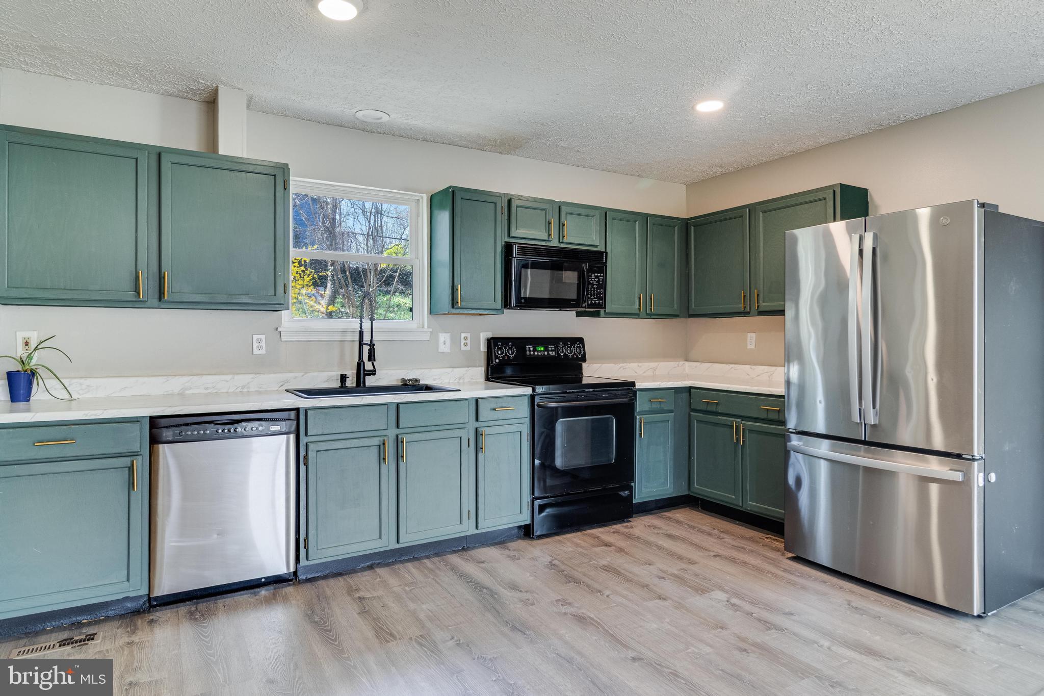 SUMMER CITY - Residential