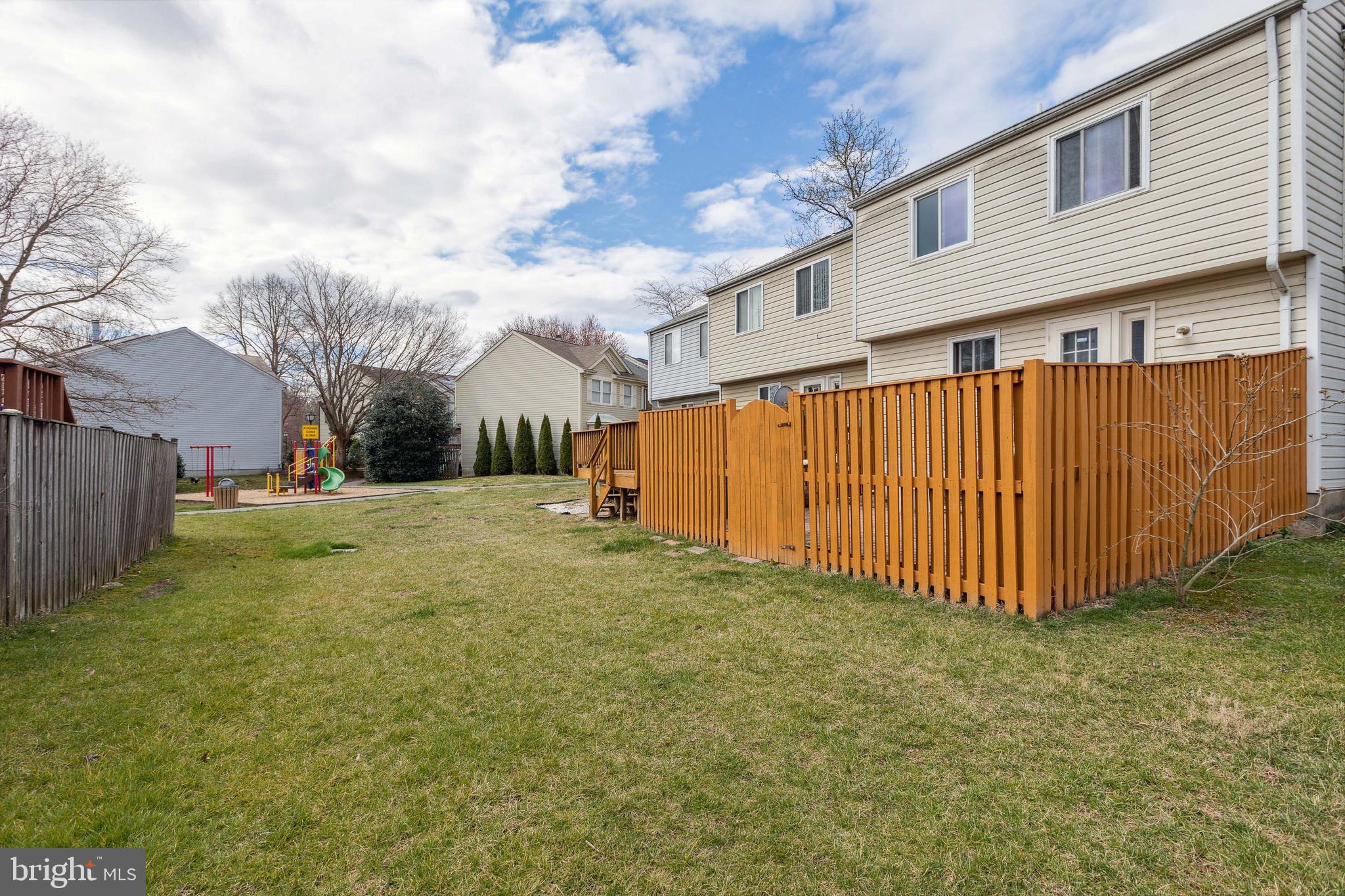 GUNNERS LAKE VILLAGE - Residential Lease