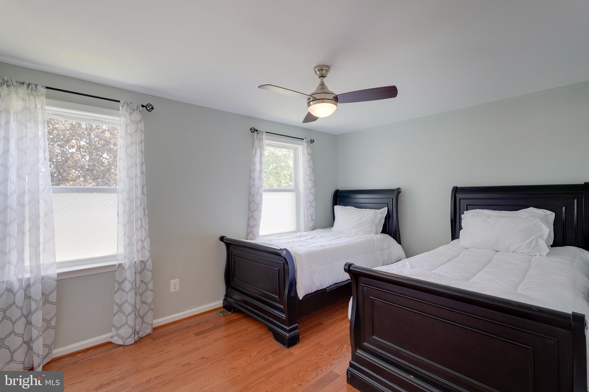 FOX MILL ESTATES - Residential