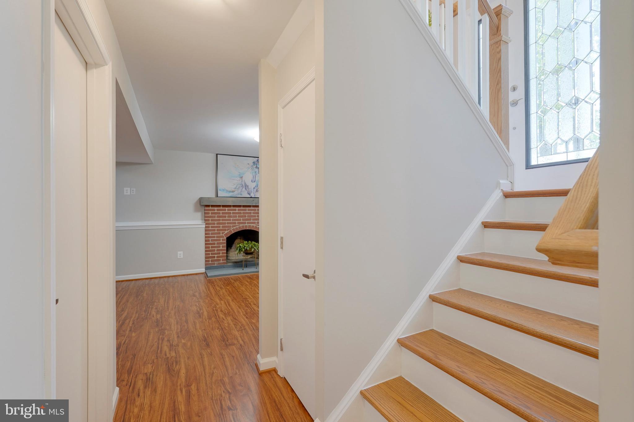 FOX MILL ESTATES - Residential