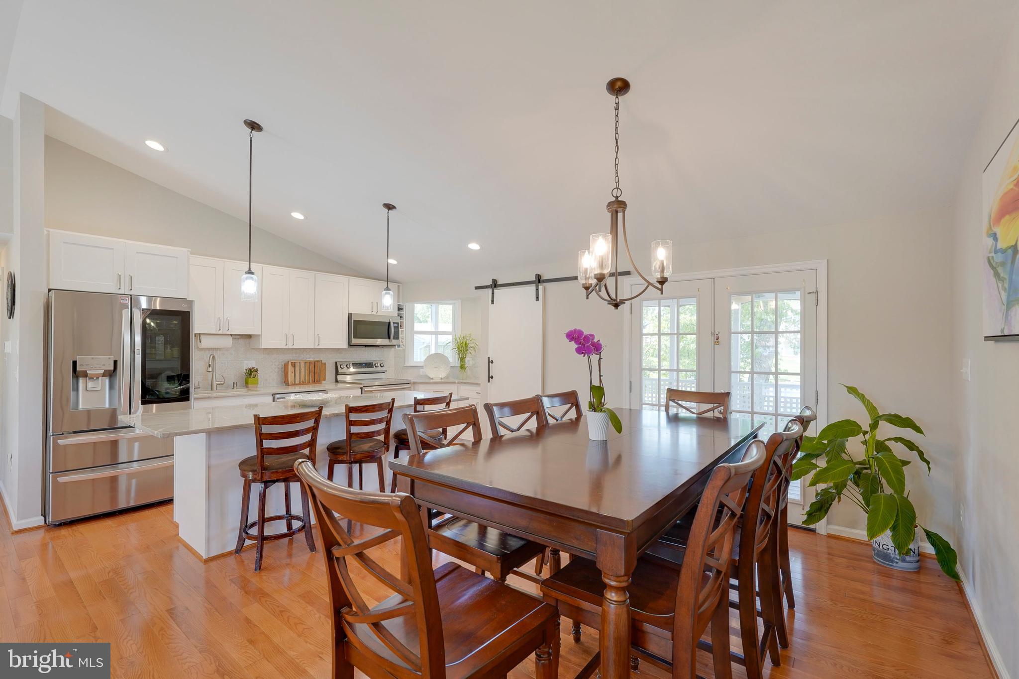 FOX MILL ESTATES - Residential