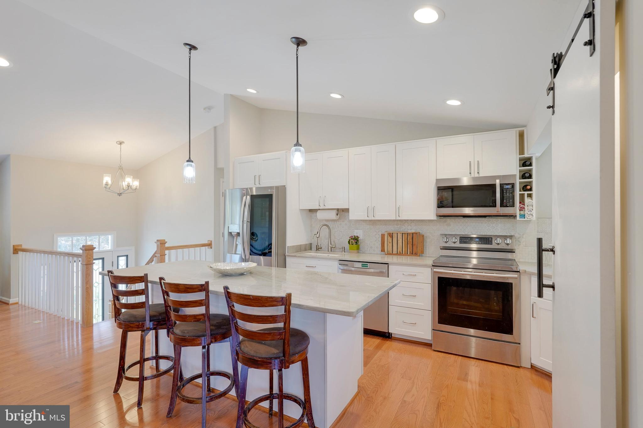 FOX MILL ESTATES - Residential