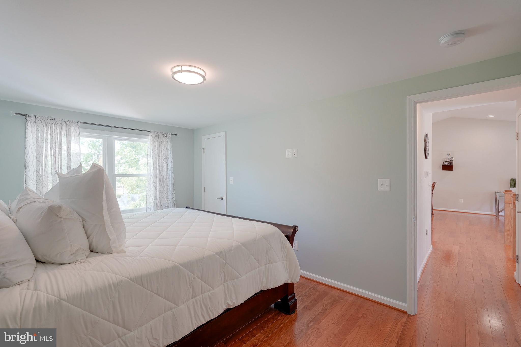 FOX MILL ESTATES - Residential