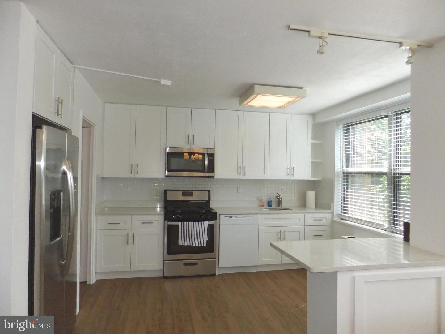 OAK HILL - Residential Lease