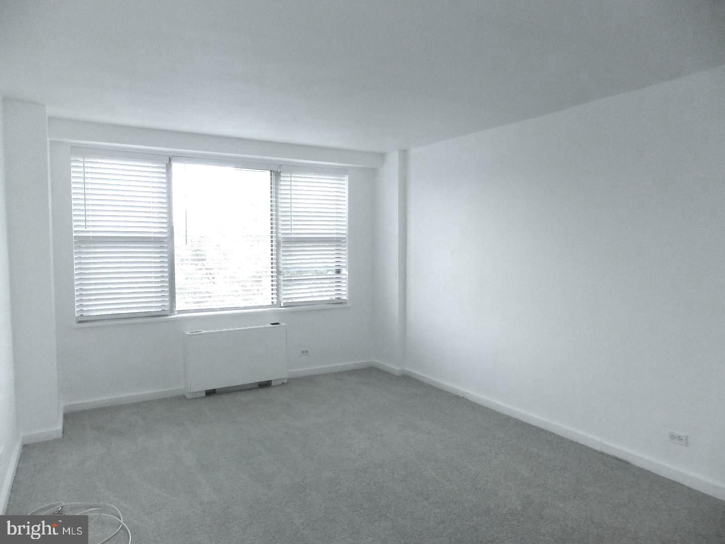 OAK HILL - Residential Lease