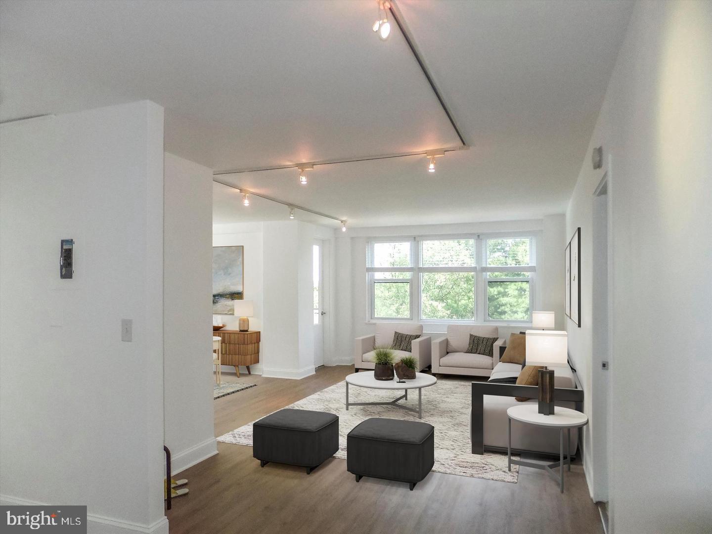 OAK HILL - Residential Lease