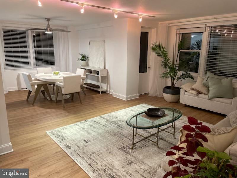 OAK HILL - Residential Lease