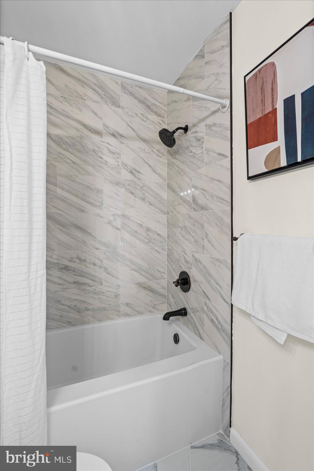 VILLAGE OF OAKLAND MILLS - Residential