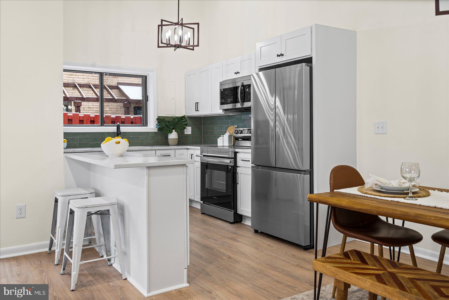 VILLAGE OF OAKLAND MILLS - Residential