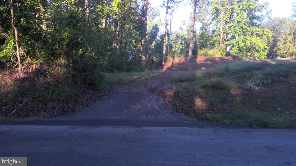 Photo of 180 SPEEDWELL FORGE, LITITZ, PA 17543 (MLS # PALA2025542)