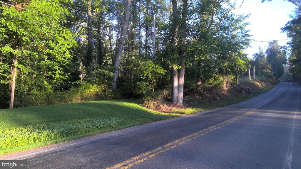 Photo of 180 SPEEDWELL FORGE, LITITZ, PA 17543 (MLS # PALA2025542)